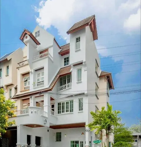 Private Pool Style, Heart In Bkk ,metro,cabaret Show,rca, Jodd Fair,chatuchak Villa *