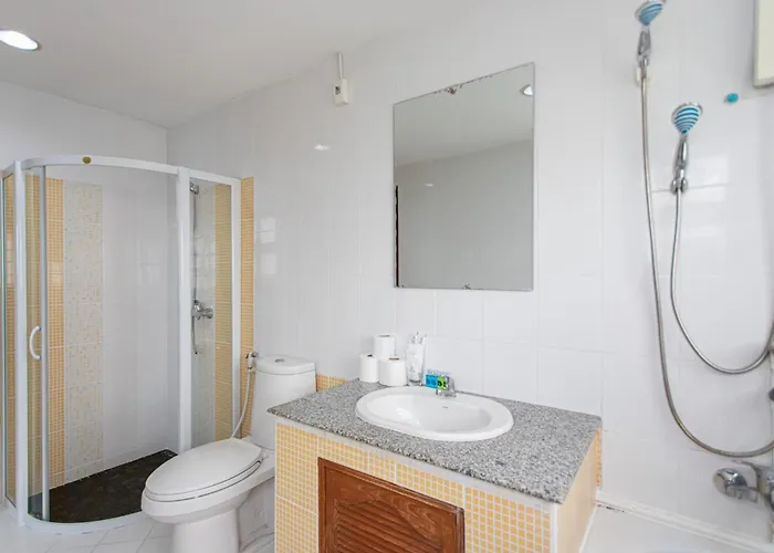 Private Pool Style, Heart In Bkk ,metro,cabaret Show,rca, Jodd Fair,chatuchak Villa *