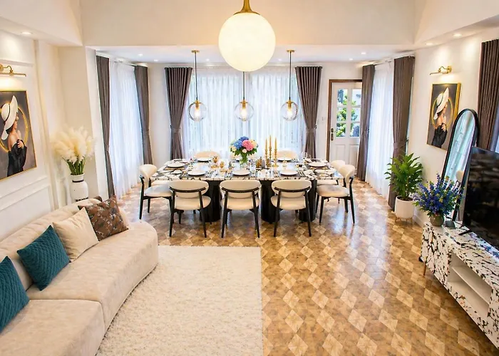 Villa Private Pool Style, Heart In Bkk ,metro,cabaret Show,rca, Jodd Fair,chatuchak Bangkok