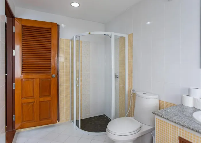 Villa Private Pool Style, Heart In Bkk ,metro,cabaret Show,rca, Jodd Fair,chatuchak Bangkok